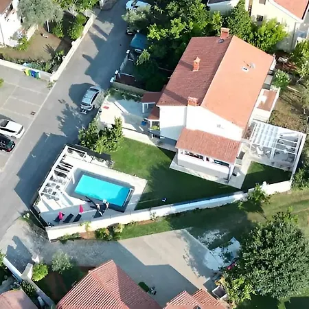 House Bianca