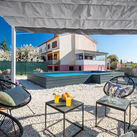 House Bianca * Valbandon