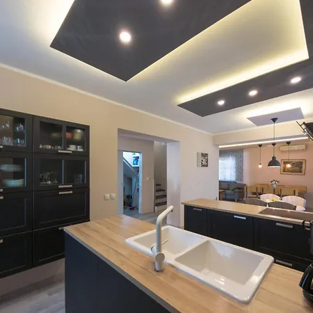 House Bianca