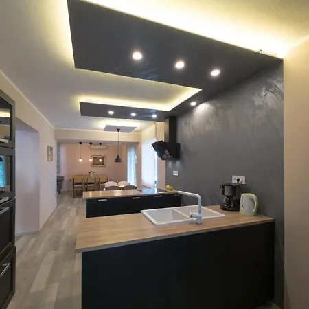 House Bianca *